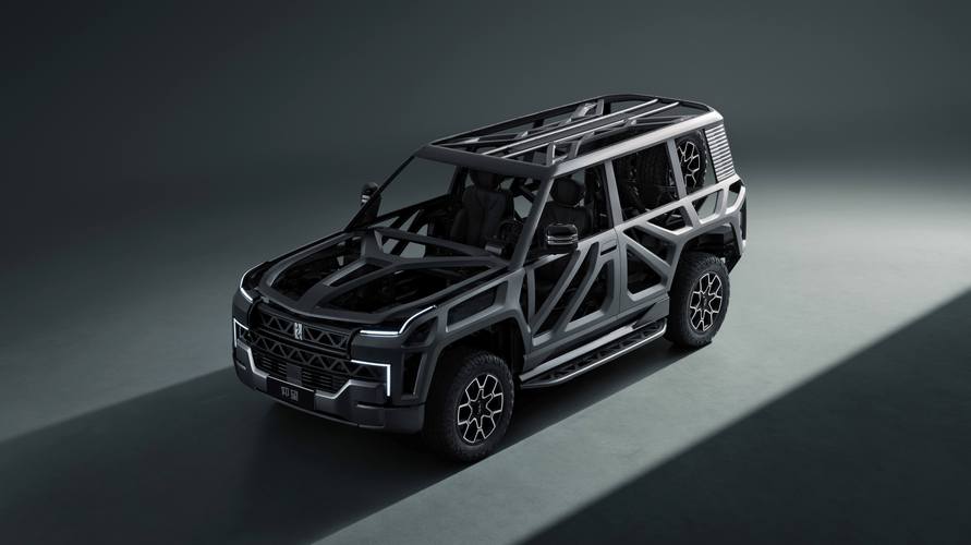 深圳光明区铭迈真企业管理咨询仰望U8硬派越野的科技魅力，国能汽车对传统燃油车市场的冲击